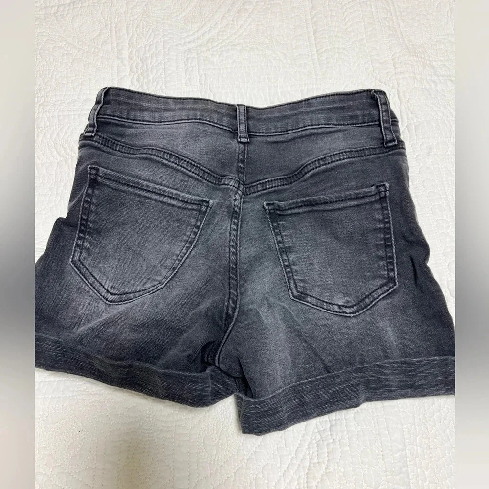 GAP KIDS DENIM SHORTS Size10